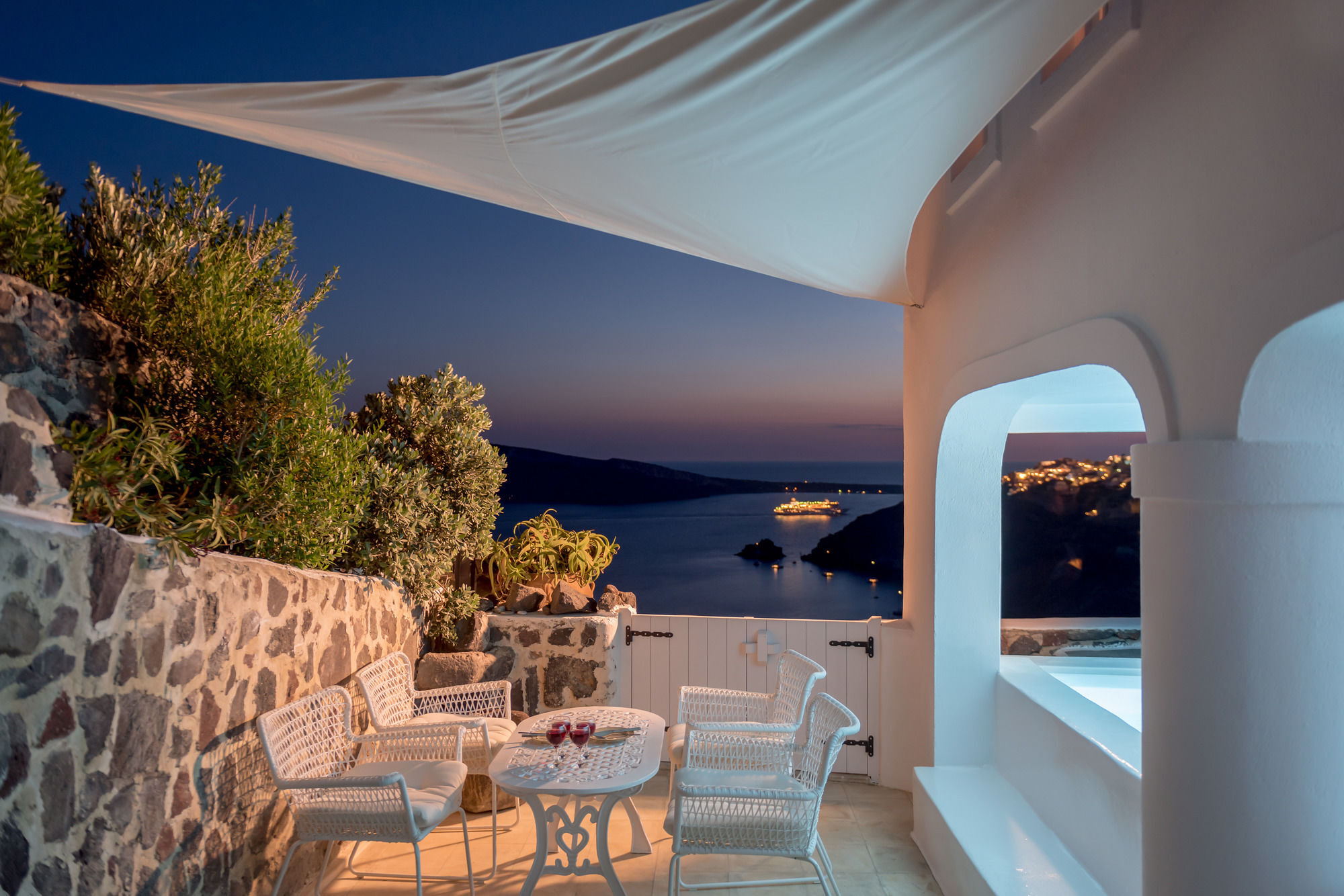 White House Villa Foinikia  Exterior photo